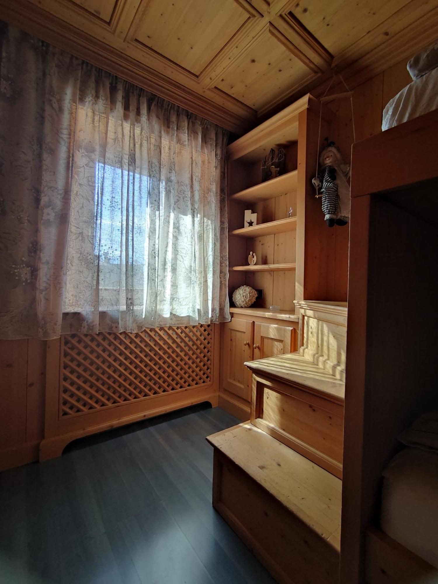 72 Apartment *